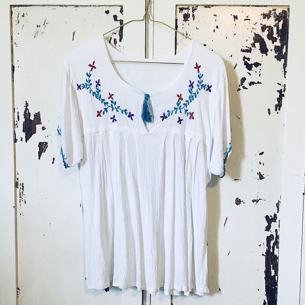🌿VTG Rare Gauze Embroidered Top